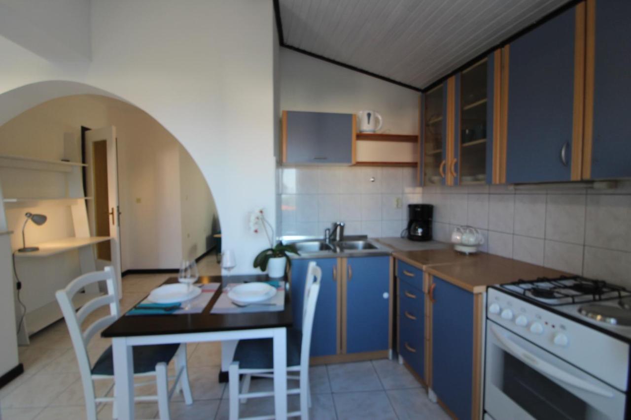 Apartment Petra Опатия Экстерьер фото